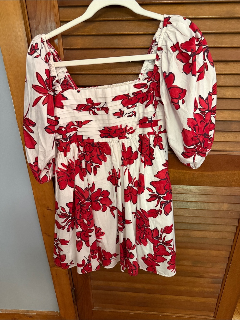 Abercrombie & Fitch Emerson Mini Dress with Red Floral Print and Puff Sleeves